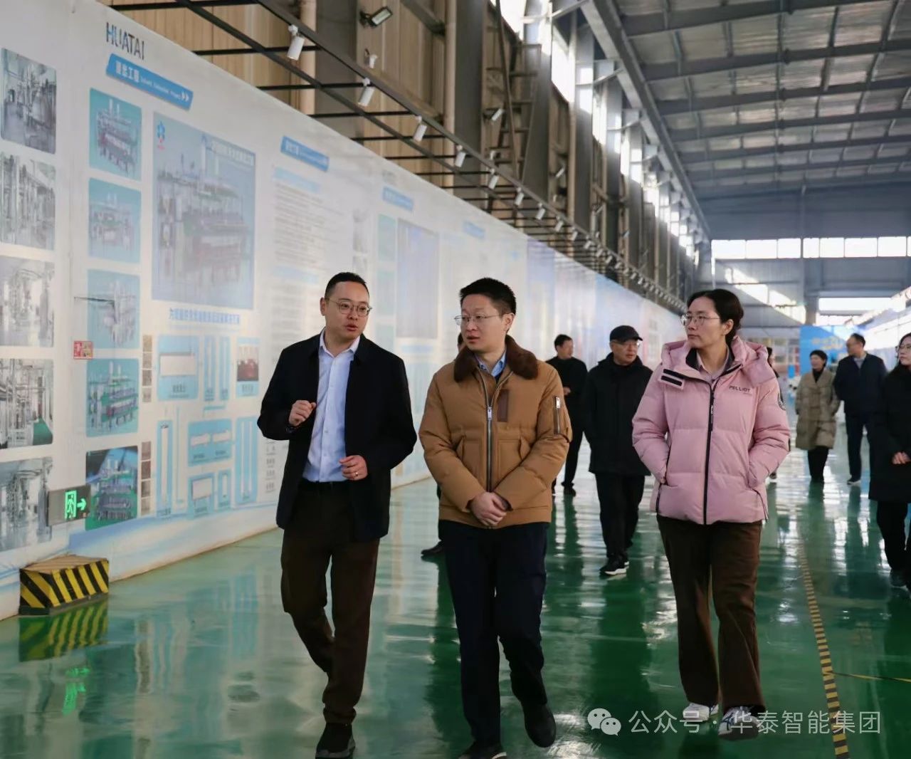 河南省發(fā)改委領(lǐng)導(dǎo)調(diào)研華泰智能裝備集團(tuán)，點(diǎn)贊科技創(chuàng)新成果